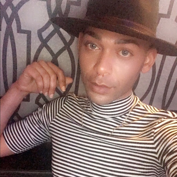 Meet your Posher, Craig - Picture 1 of 1